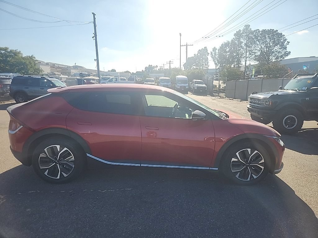 Certified 2024 Kia EV6 Light RWD image 17