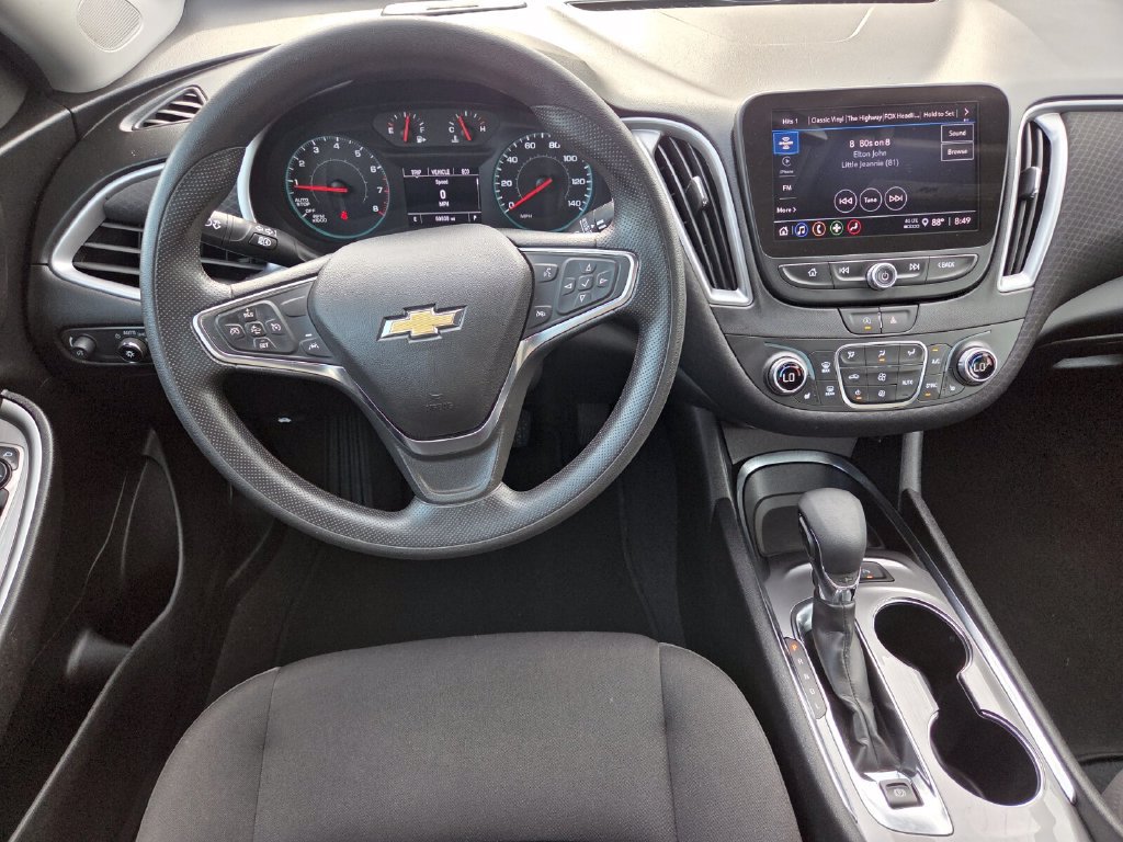 Used 2025 Chevrolet Malibu LT FWD image 20