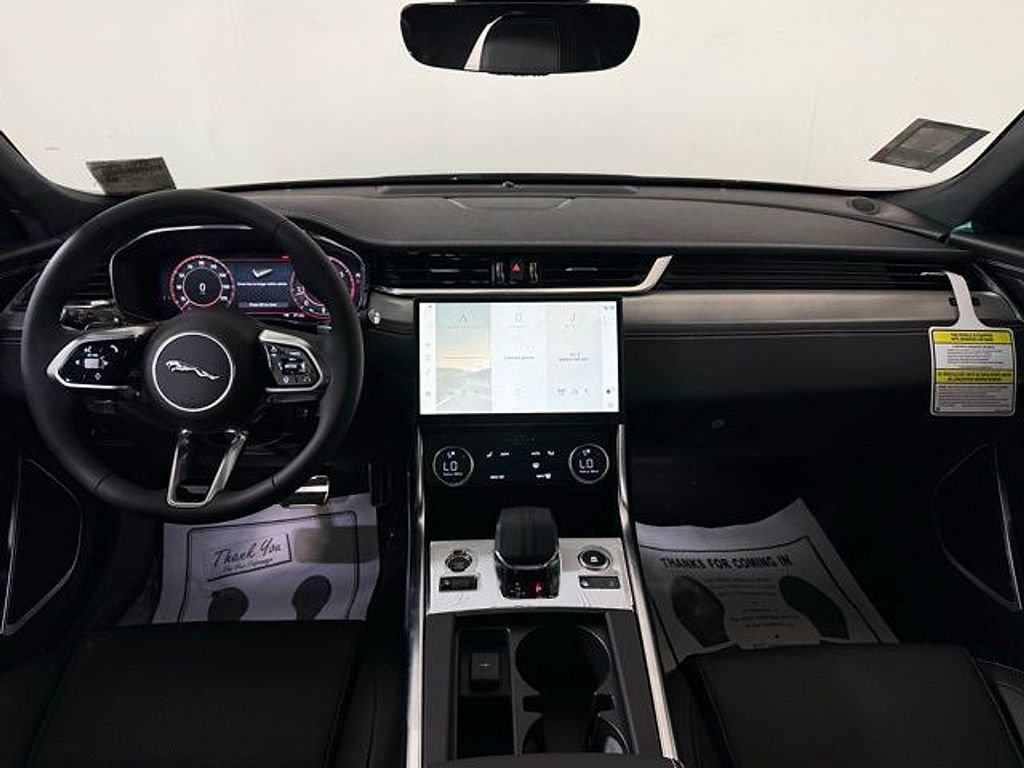 New 2024 Jaguar XF R-Dynamic SE AWD/4WD image 21