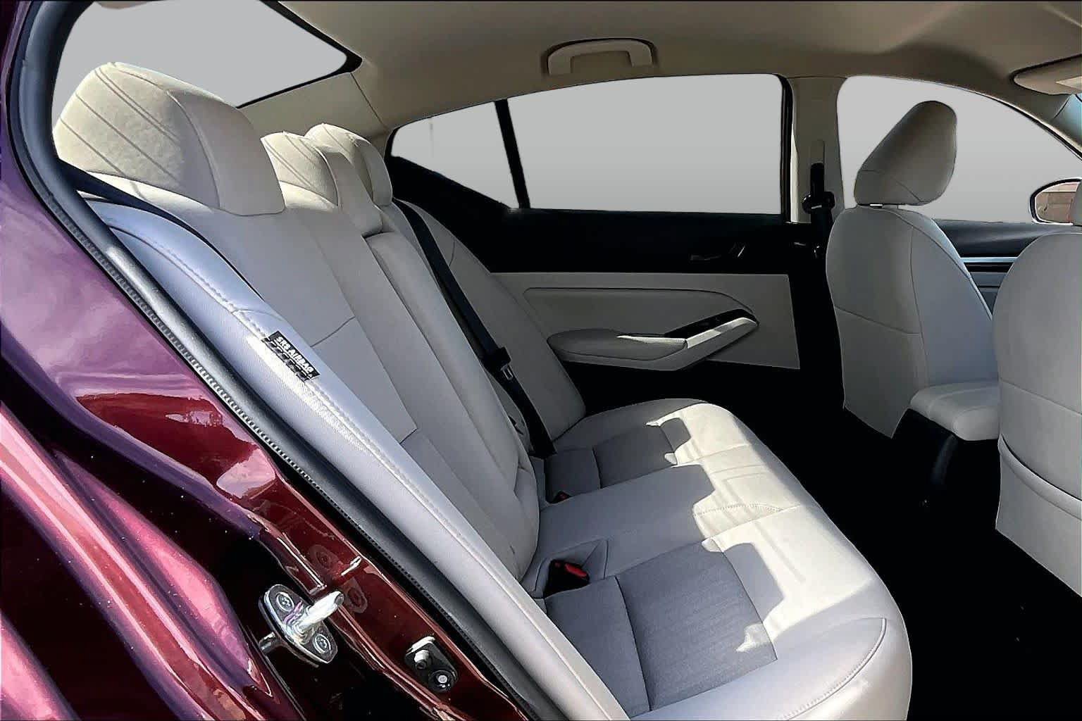 Certified 2023 Nissan Altima 2.5 SV FWD image 21