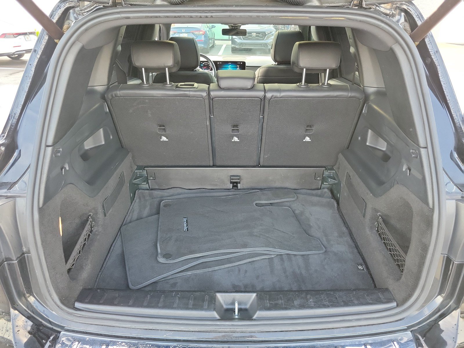 Used 2020 Mercedes-Benz GLB 250 4MATIC image 30