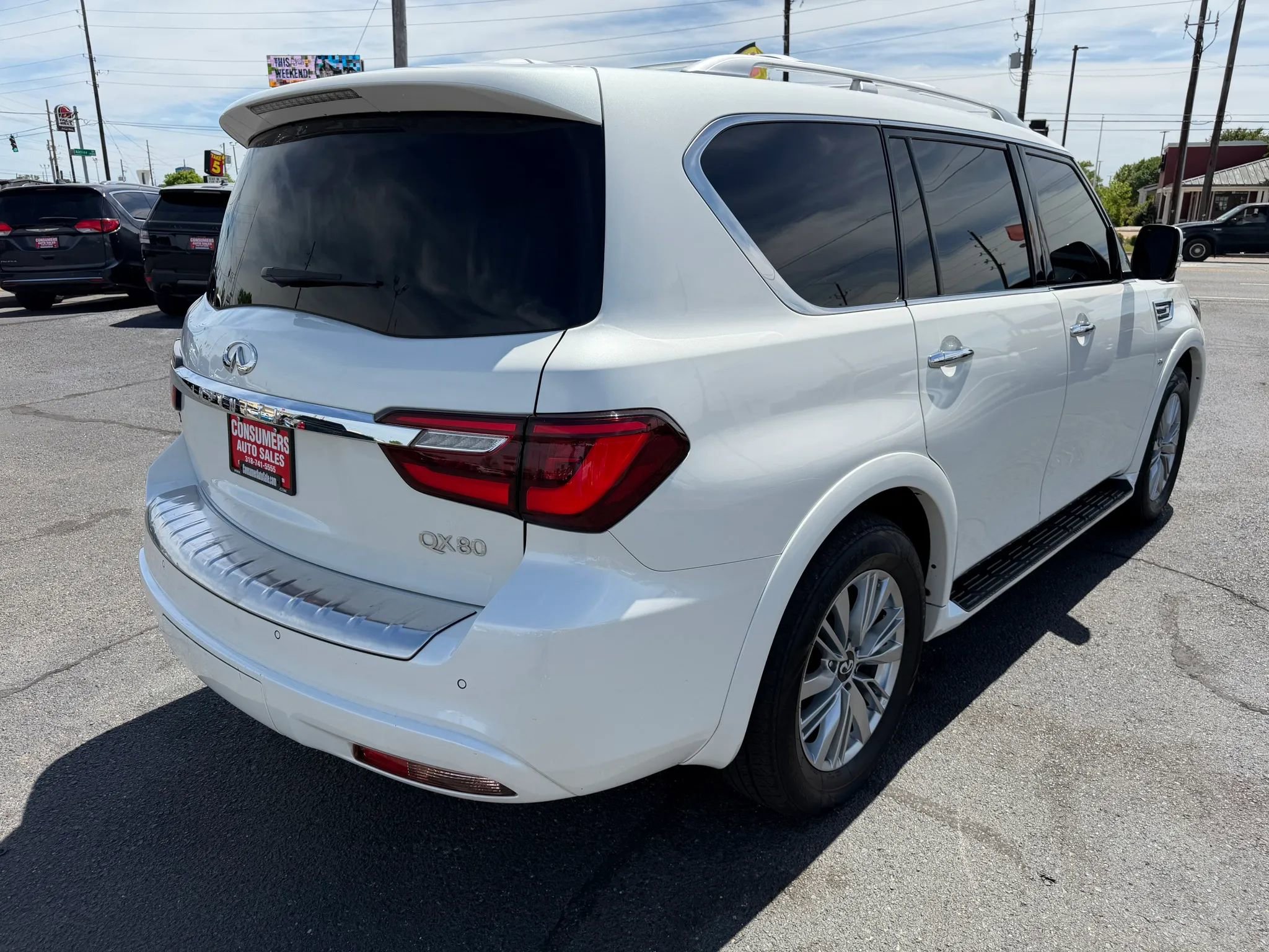 Used 2019 INFINITI QX80 Luxe w/ Proassist Package RWD image 18