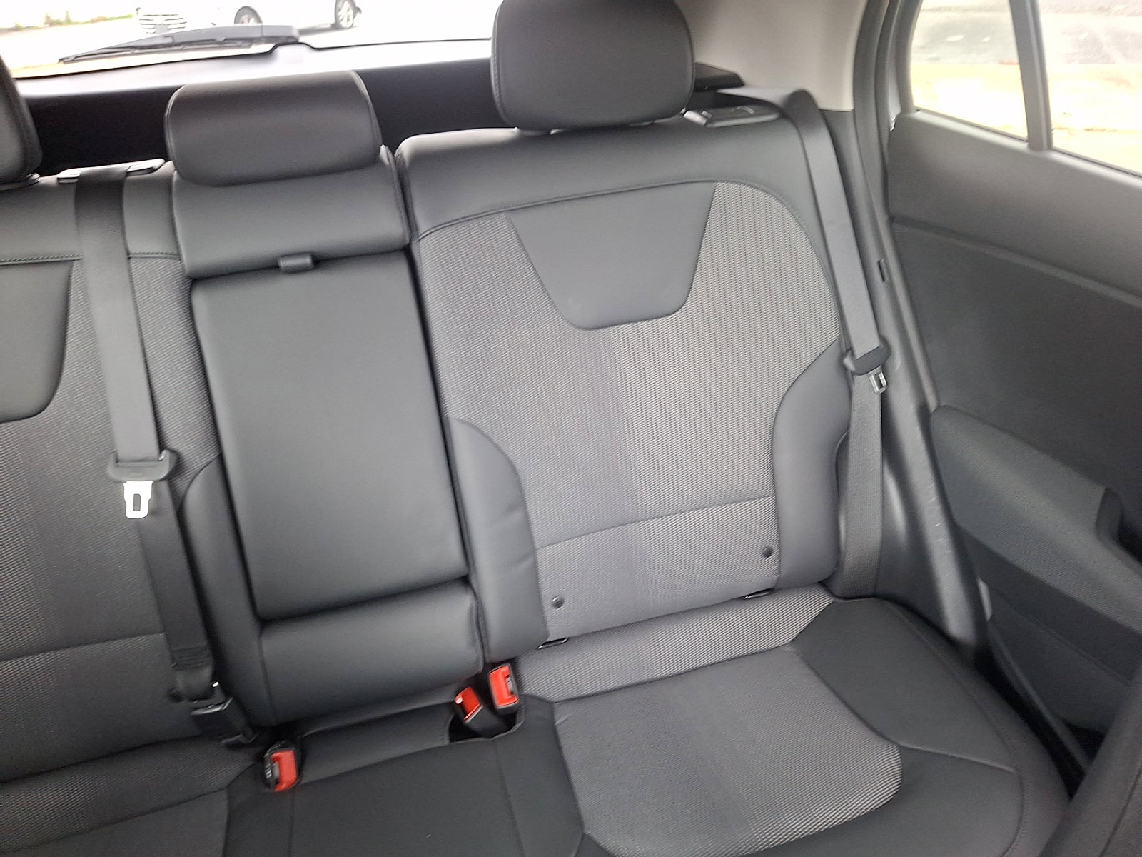 Used 2023 Kia Niro EX image 20