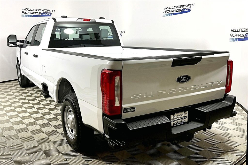 New 2026 Ford F250 XL w/ Camper Package image 3