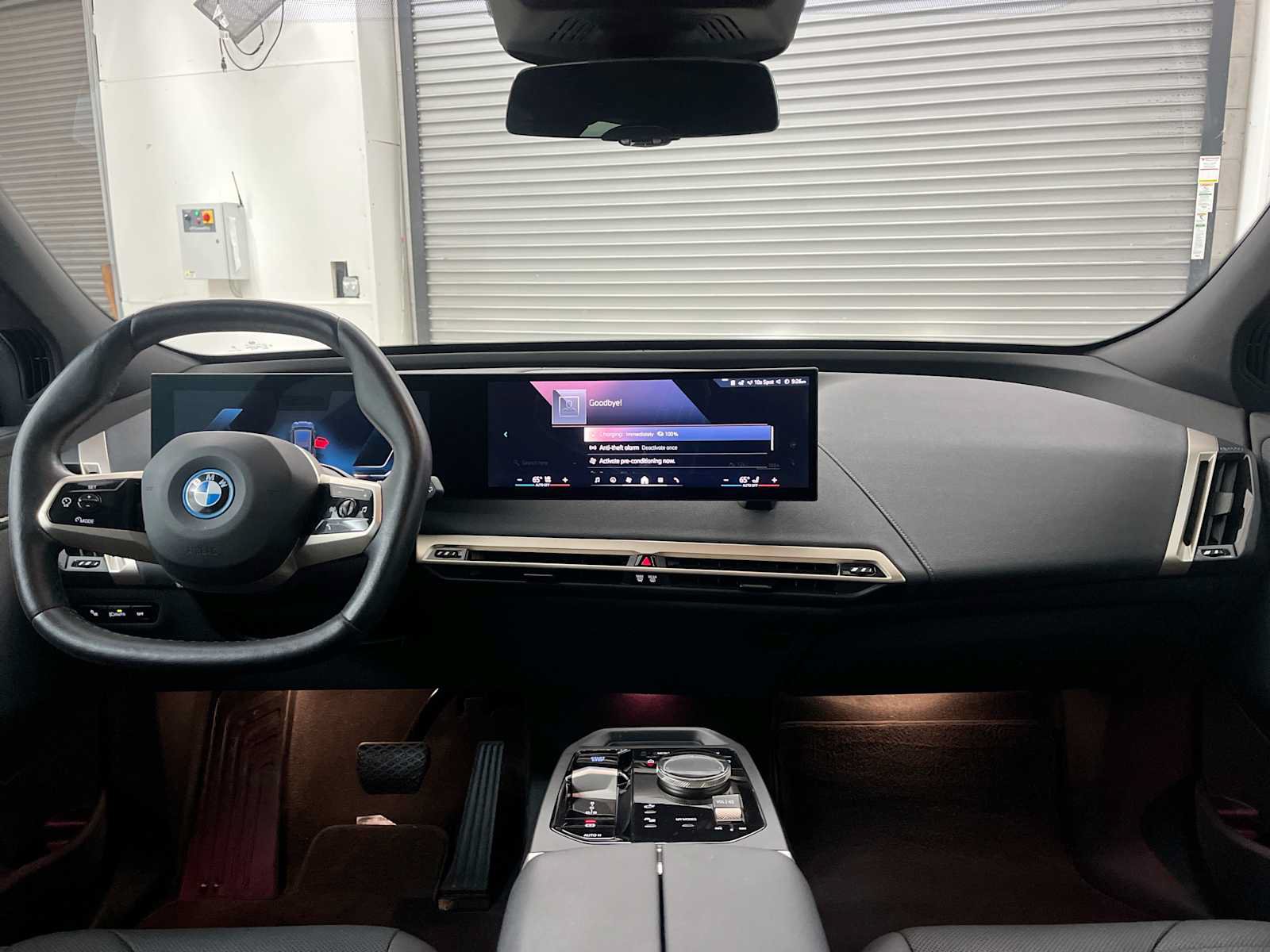 Used 2024 BMW iX xDrive50 AWD/4WD image 10