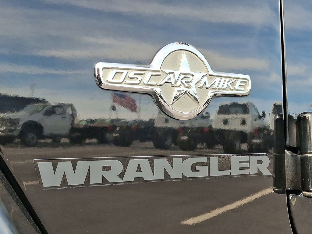 Used 2015 Jeep Wrangler Freedom Edition image 28