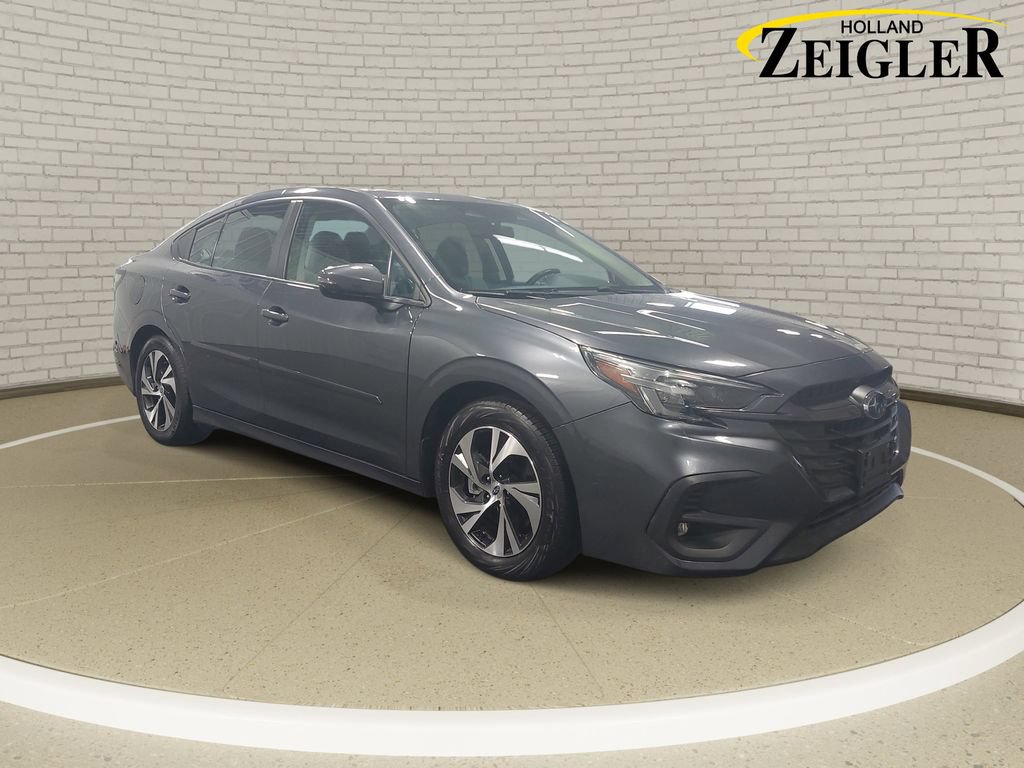 Used 2023 Subaru Legacy Premium AWD/4WD image 3