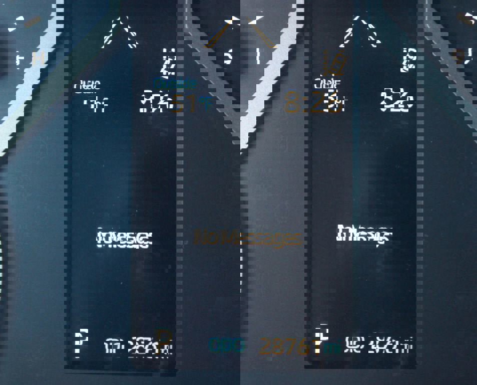 Used 2022 Toyota Tundra SR5 w/ TRD Off-Road Package image 4