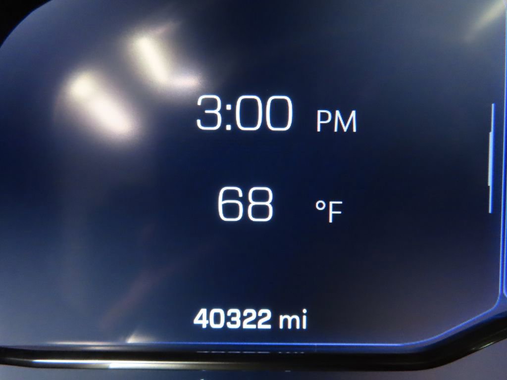 Used 2024 Chevrolet Silverado 2500 High Country w/ High Country Premium Package image 12