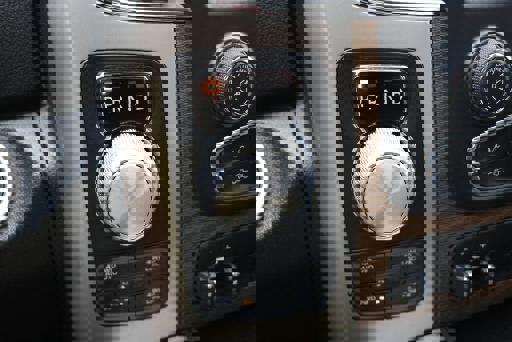 Used 2018 RAM 1500 Laramie w/ Convenience Group image 32