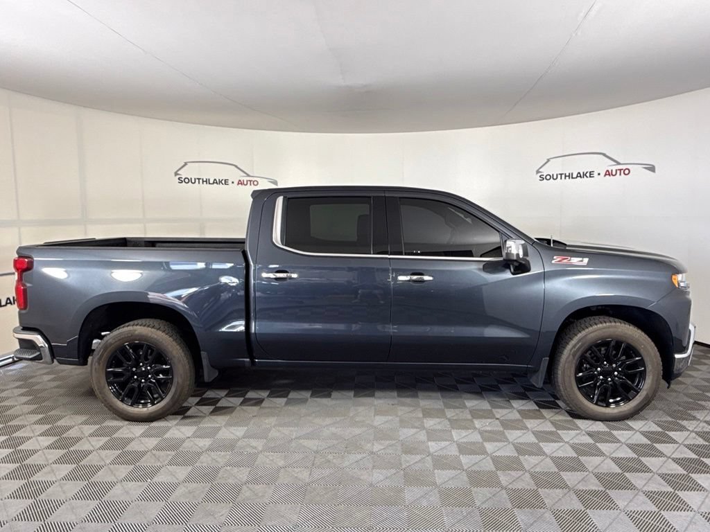 Used 2022 Chevrolet Silverado 1500 LTZ w/ LTZ Premium Package AWD/4WD image 9