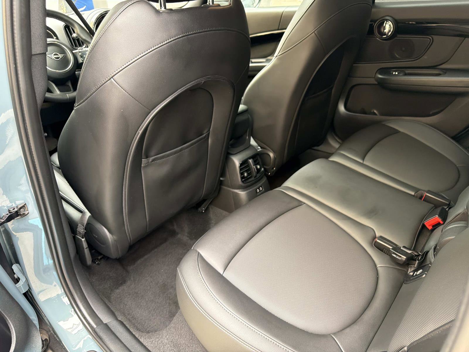 Used 2022 MINI Cooper Countryman S w/ Premium Package image 10