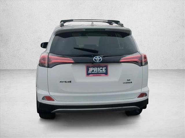 Used 2018 Toyota RAV4 SE AWD/4WD image 7