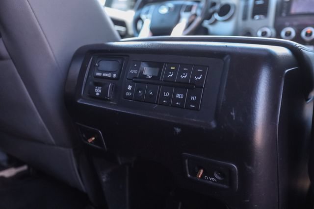 Used 2015 Toyota Sequoia Limited AWD/4WD image 44