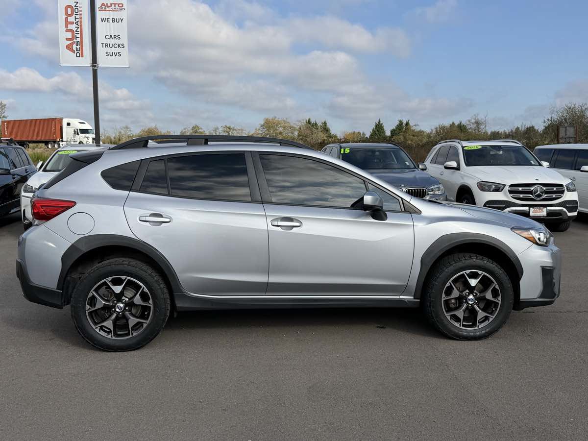 Used 2018 Subaru Crosstrek 2.0i Premium w/ Moonroof Package AWD/4WD image 9