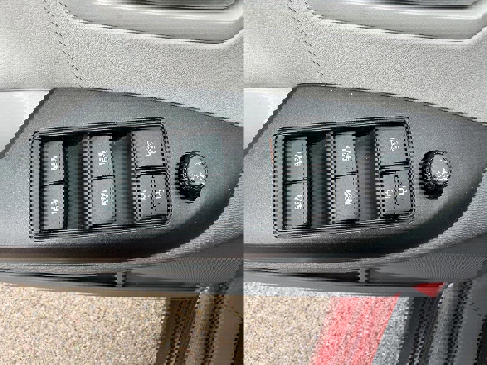 Used 2018 Toyota Sienna LE w/ Carpet Mat Package image 21