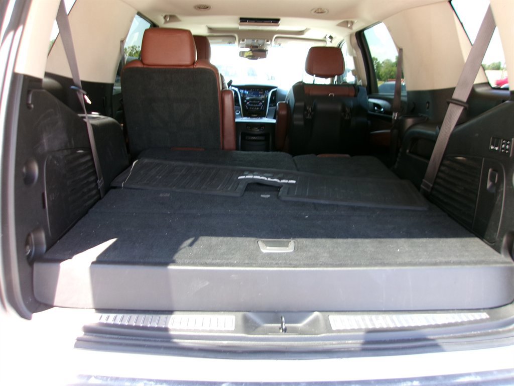 Used 2015 Cadillac Escalade Premium RWD image 14