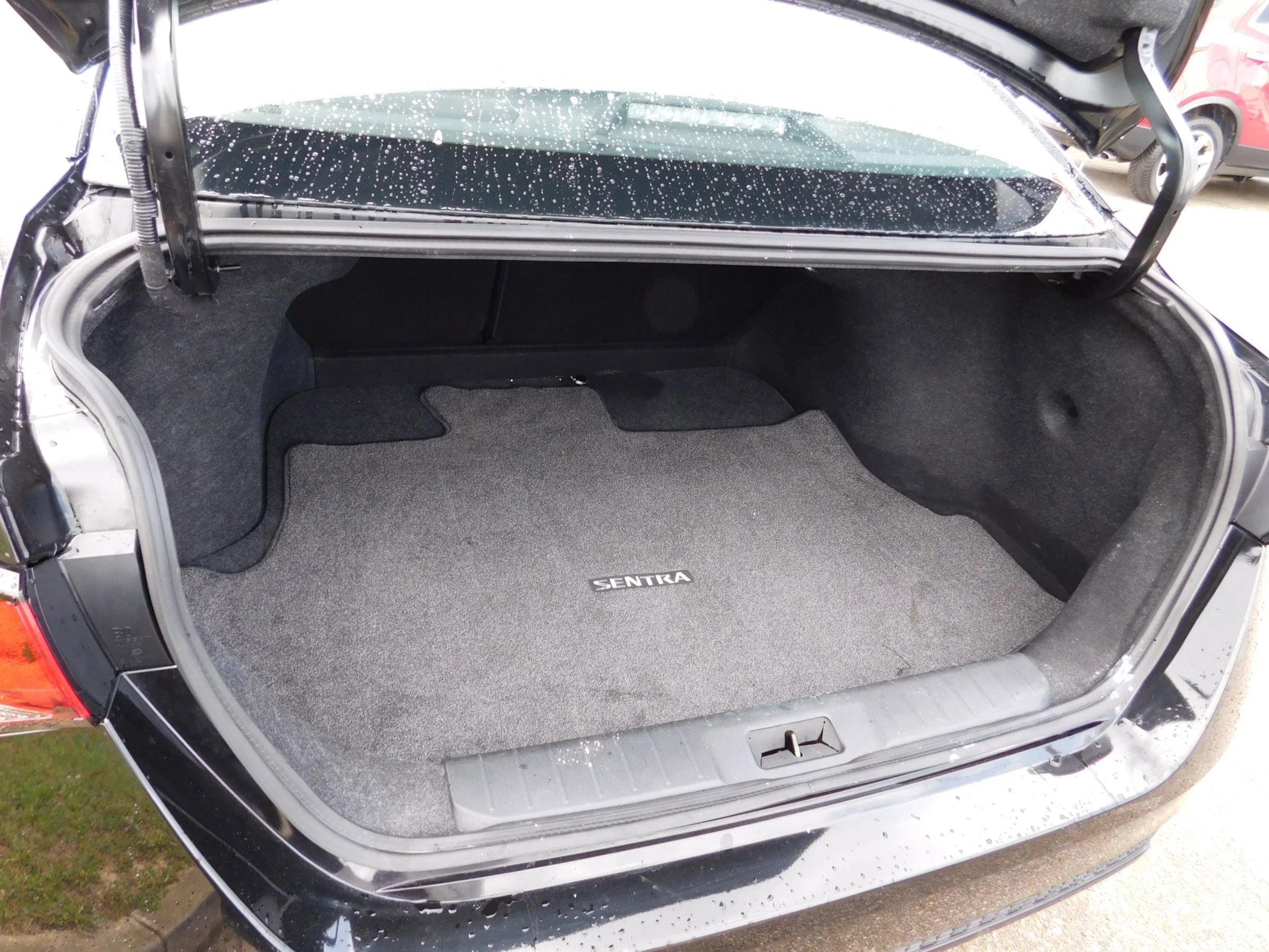 Used 2020 Nissan Sentra S FWD image 6