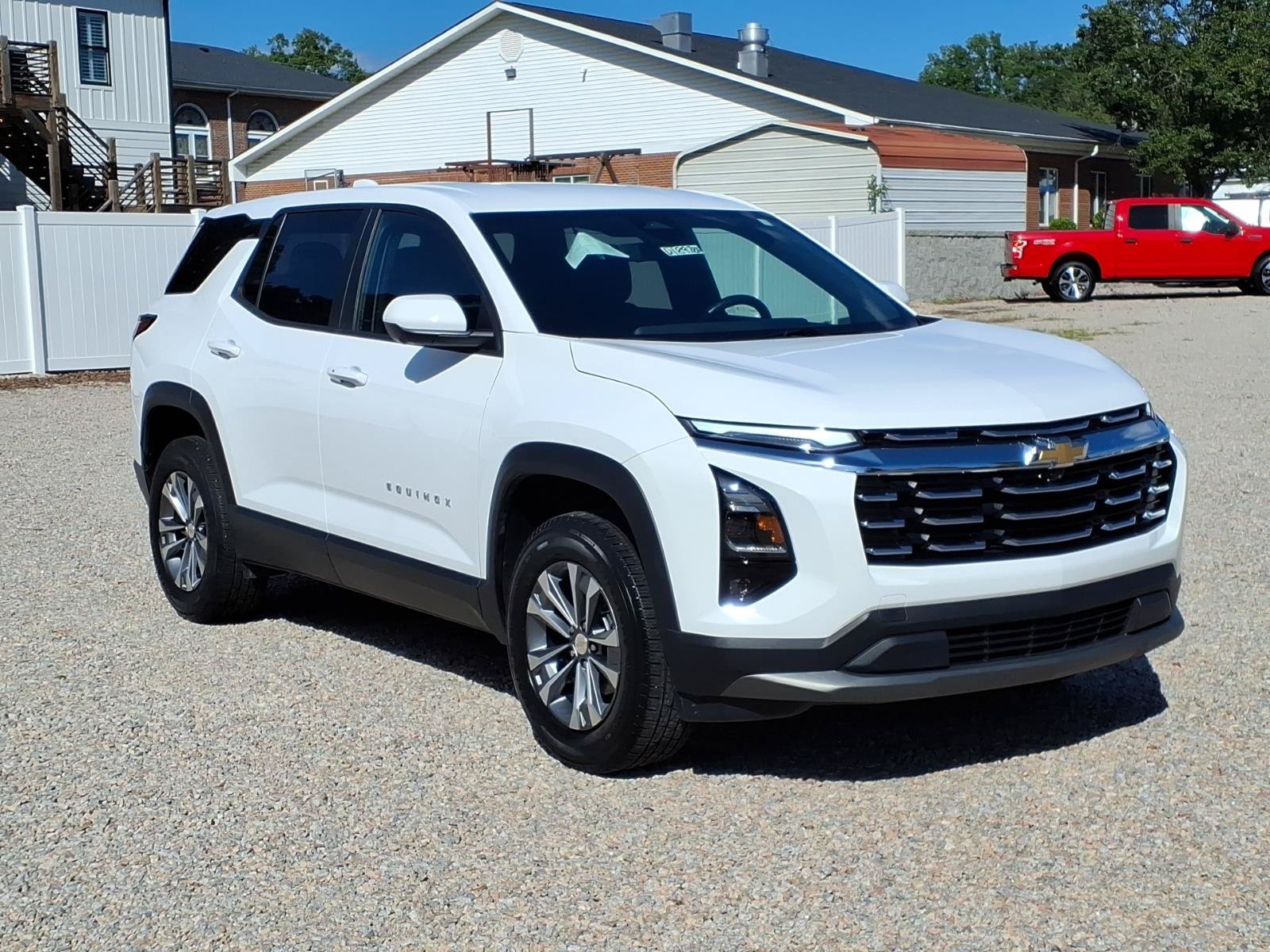 Used 2025 Chevrolet Equinox LT w/ Safety and Technology Package