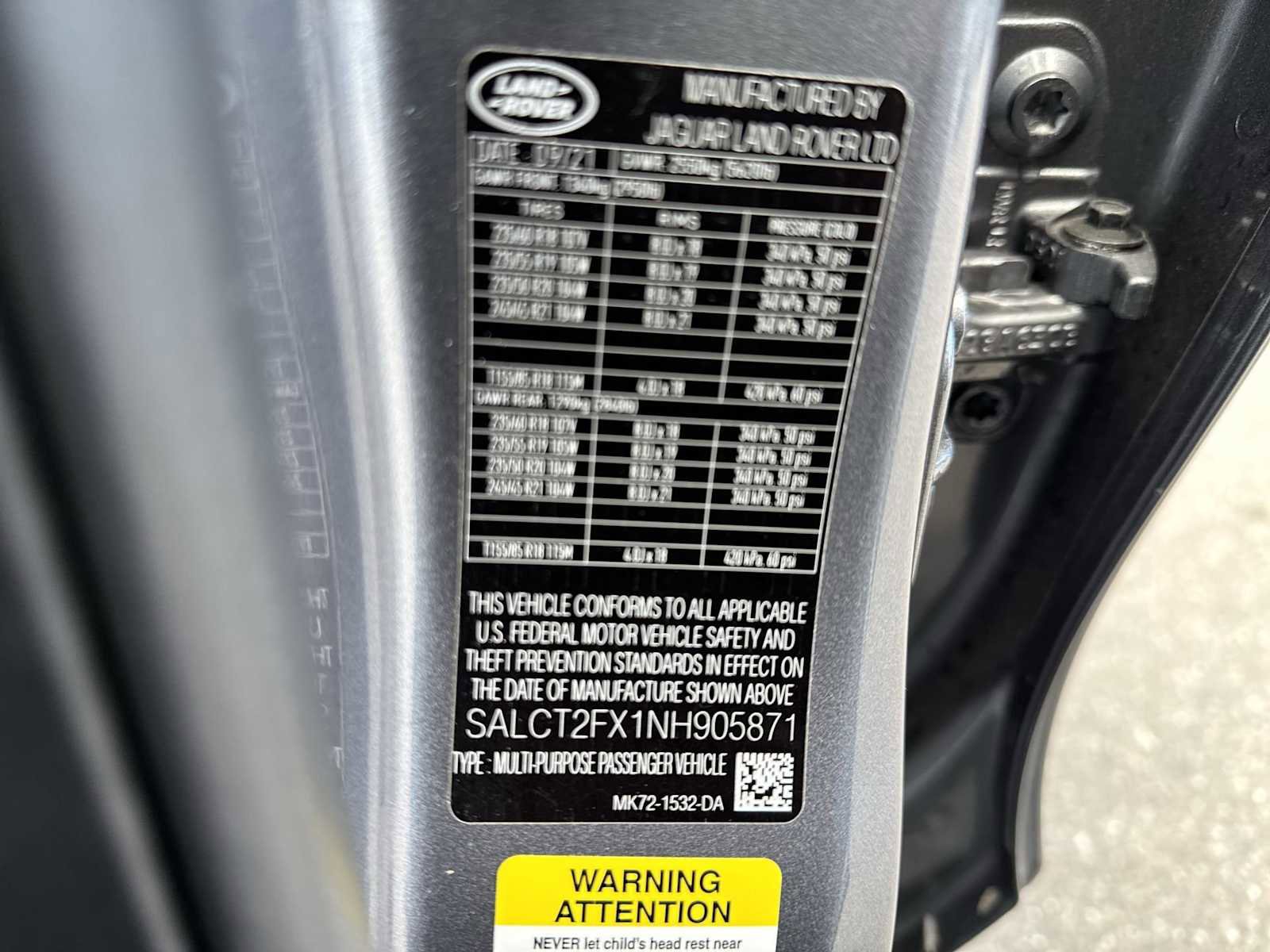 Used 2022 Land Rover Discovery Sport S R-Dynamic AWD/4WD image 35