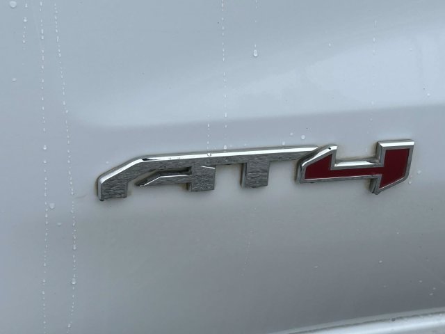 Used 2024 GMC Sierra 1500 AT4 AWD/4WD image 10