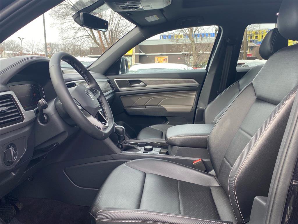 Used 2022 Volkswagen Atlas Cross Sport SE w/ Panoramic Sunroof Package AWD/4WD image 12