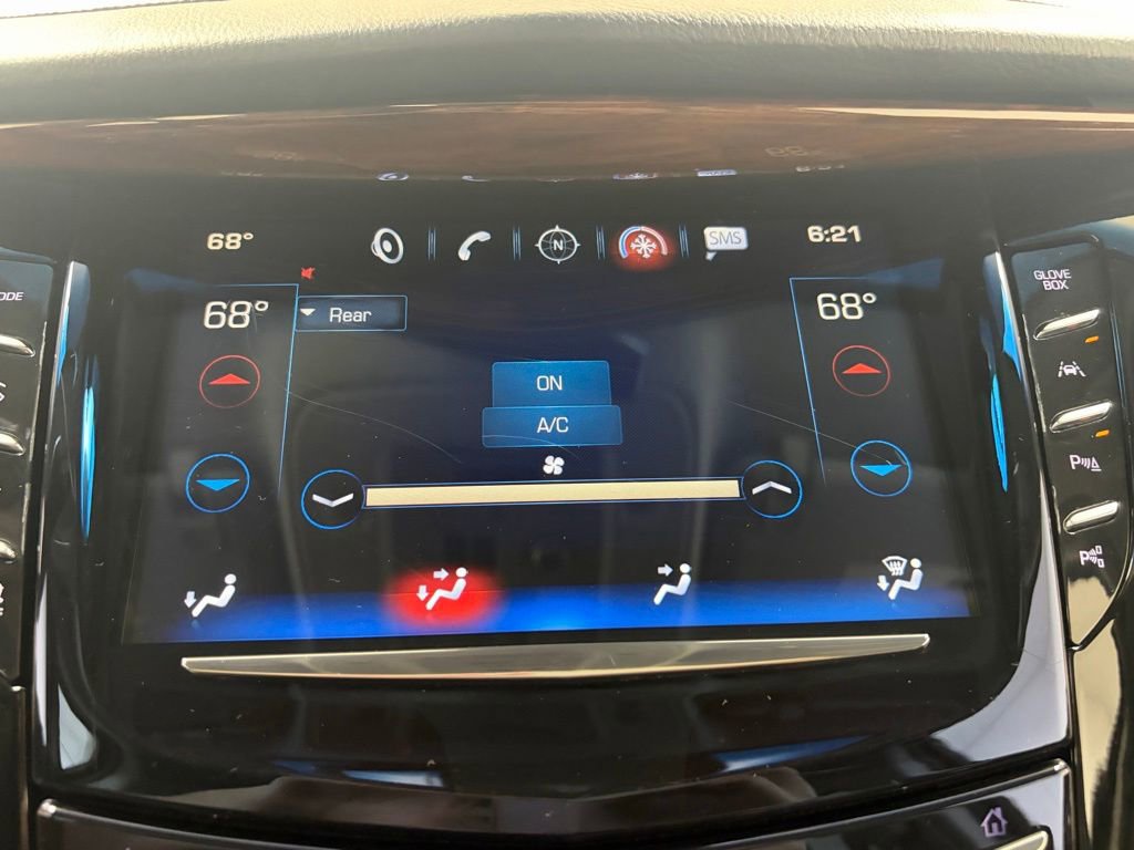 Used 2017 Cadillac Escalade ESV Luxury AWD/4WD image 30