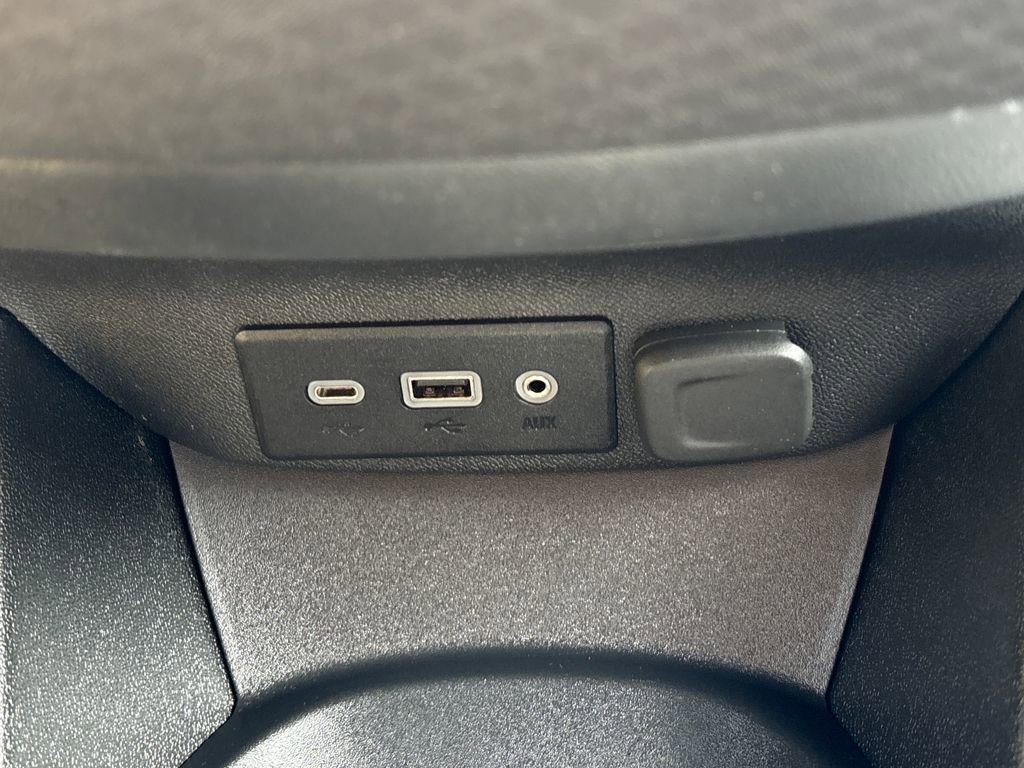 Used 2021 Chevrolet Malibu LS image 17