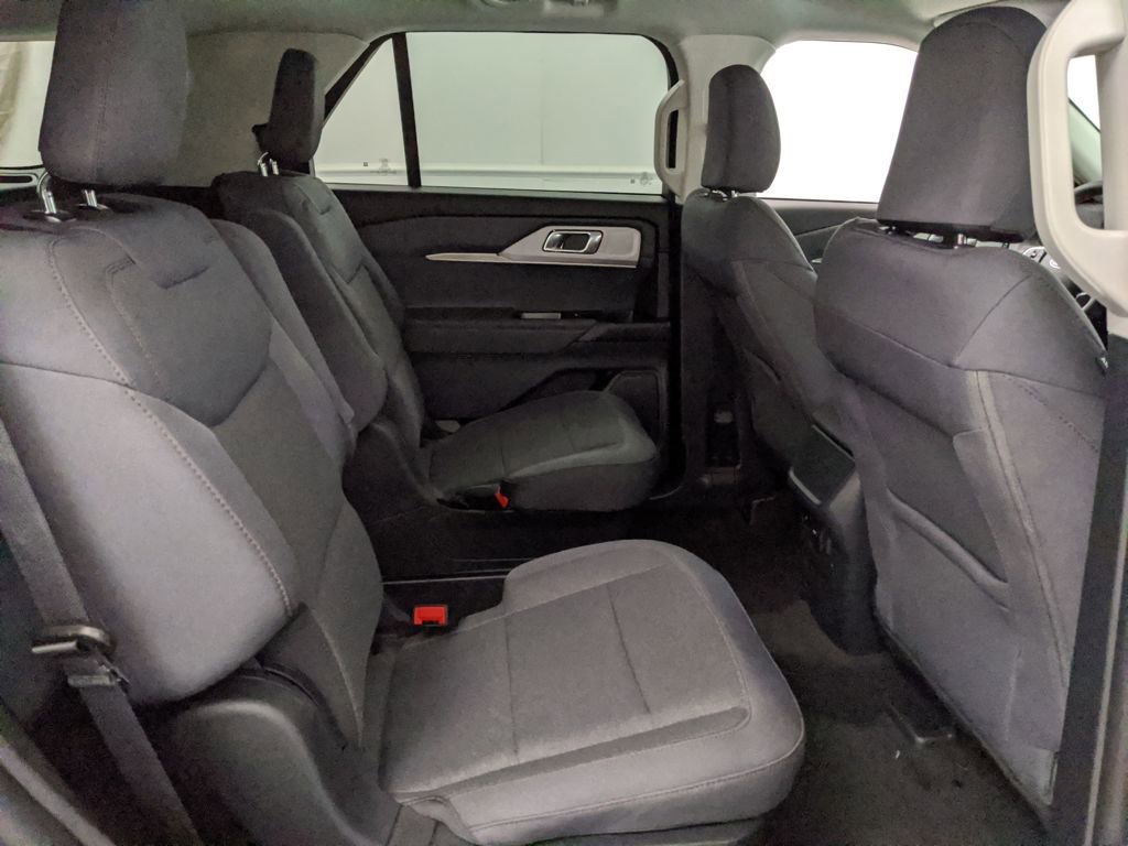 New 2025 Ford Explorer Active image 26