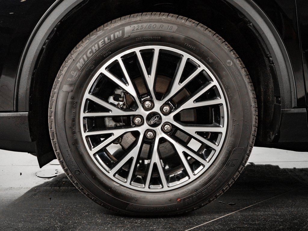 Used 2024 Ford Escape SE w/ Class II Trailer Tow Package image 13