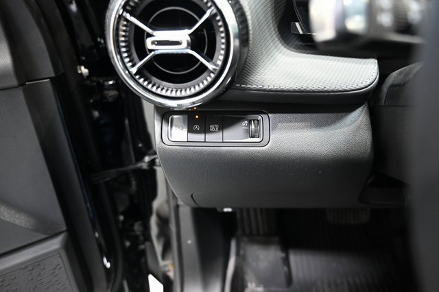 New 2026 Chevrolet Equinox LT w/ Convenience Package II image 24