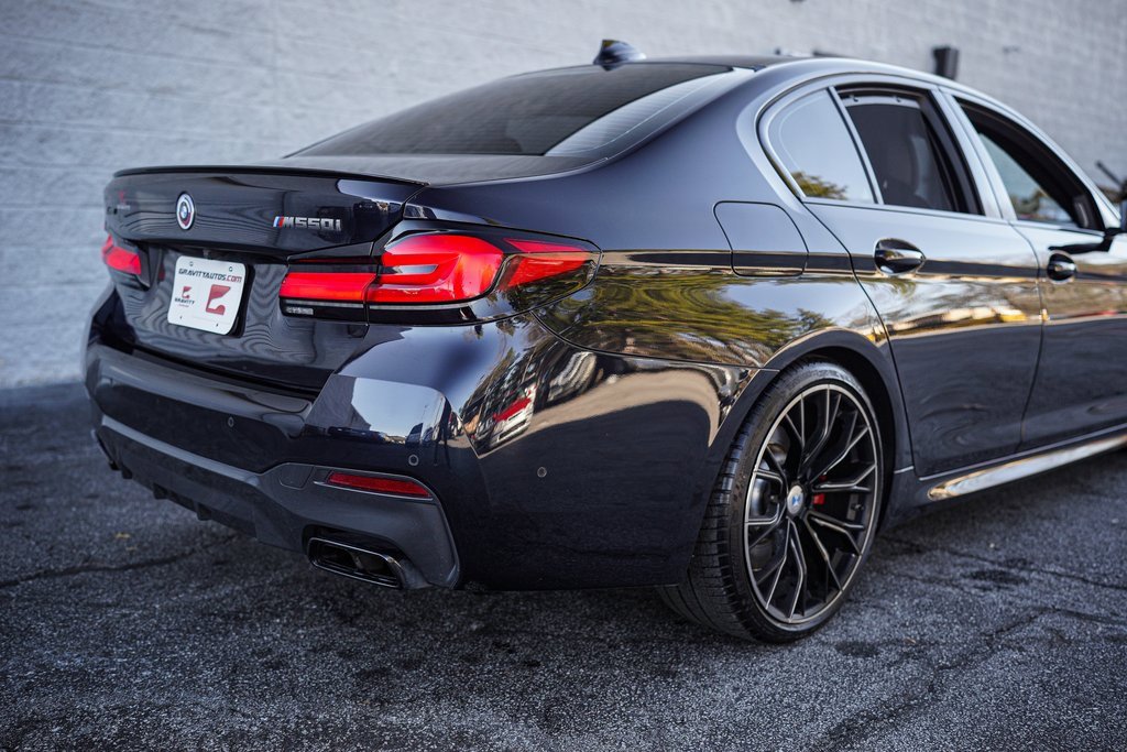 Used 2023 BMW M550i xDrive w/ Dynamic Handling Package image 14