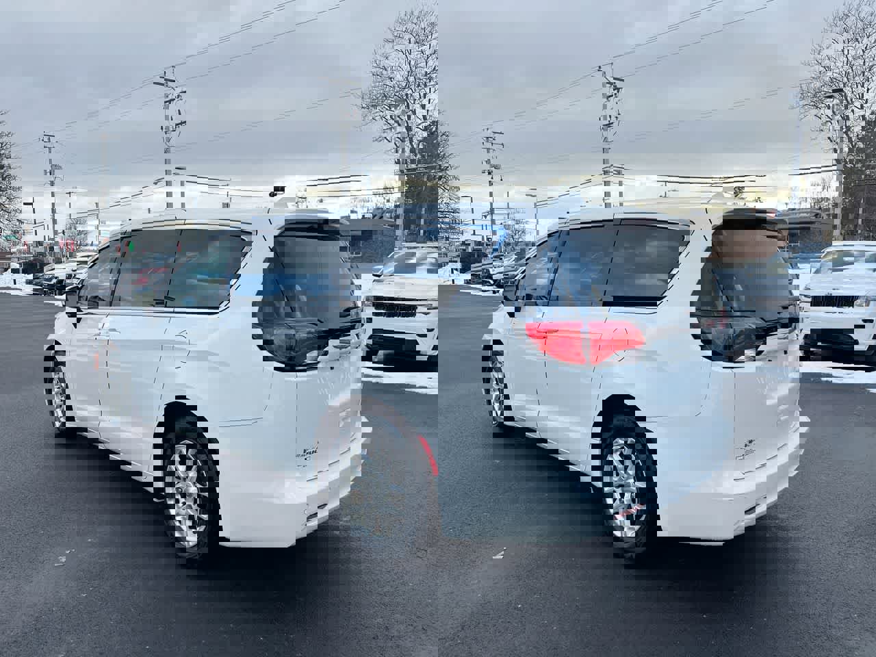 Used 2018 Chrysler Pacifica LX image 11