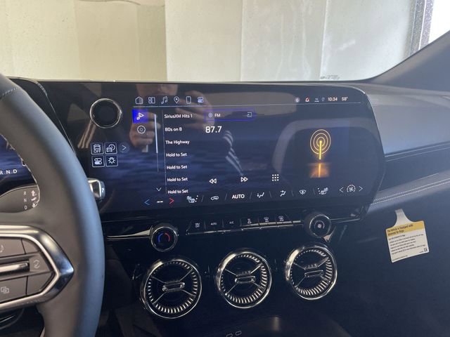 New 2025 Chevrolet Blazer EV LT image 32