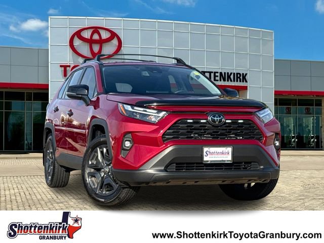 Used 2025 Toyota RAV4 XLE Premium FWD image 1