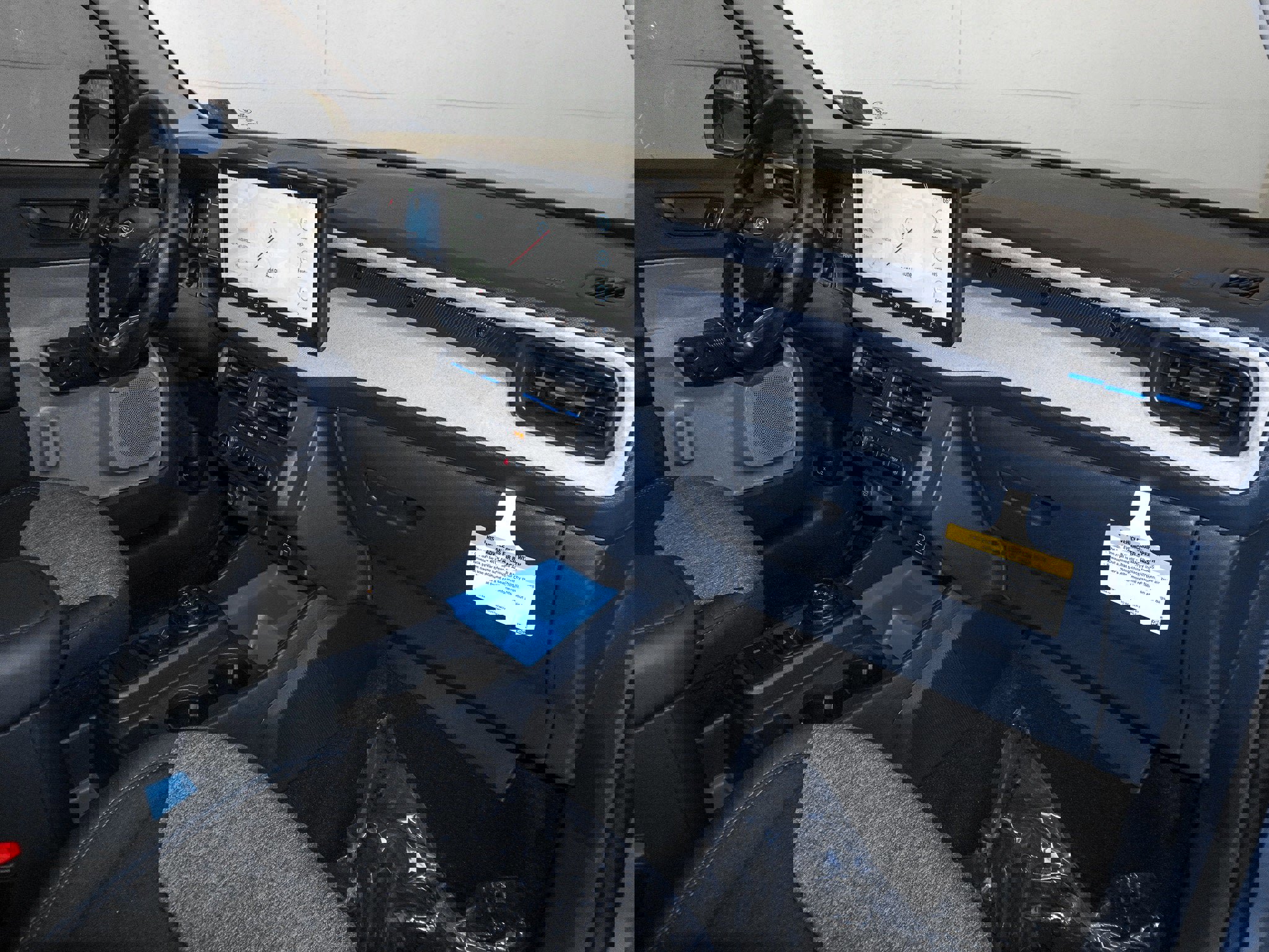 New 2025 Ford Maverick XLT image 39