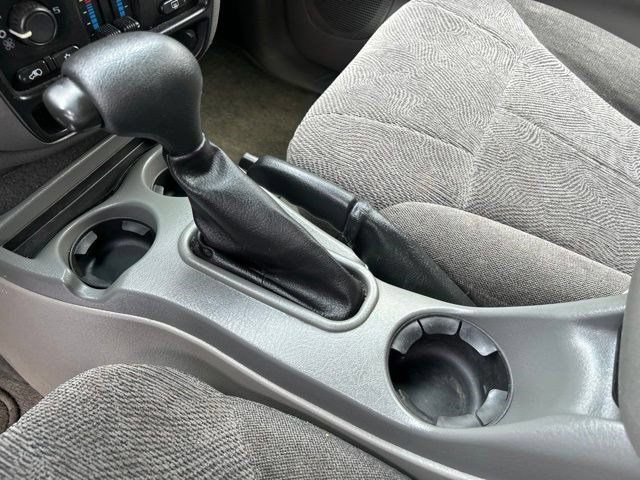 Used 2004 Chevrolet TrailBlazer LS w/ LS Preferred Equipment Group AWD/4WD image 22