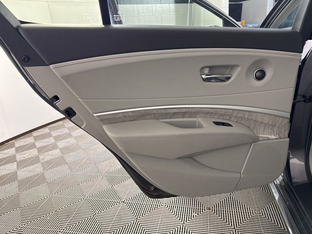 Used 2018 Acura RLX w/ Technology Package FWD image 18