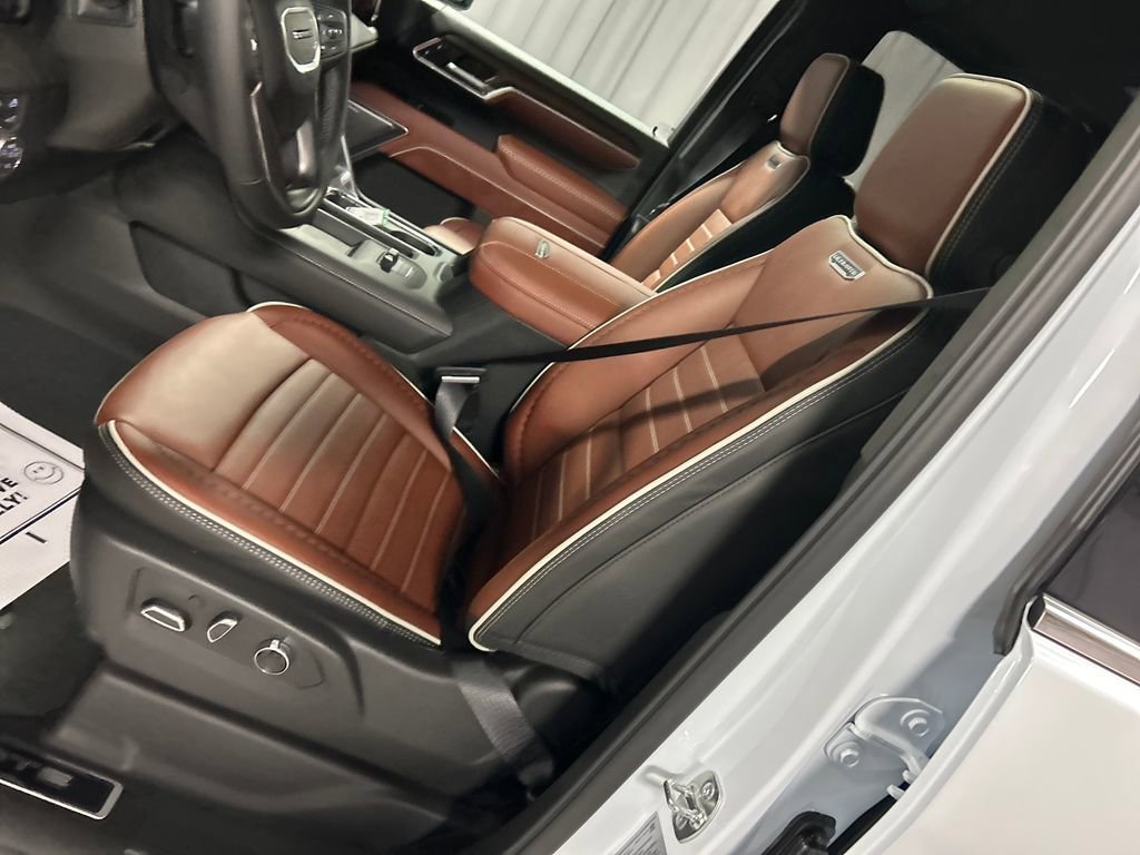 New 2026 GMC Sierra 2500 Denali Ultimate image 10