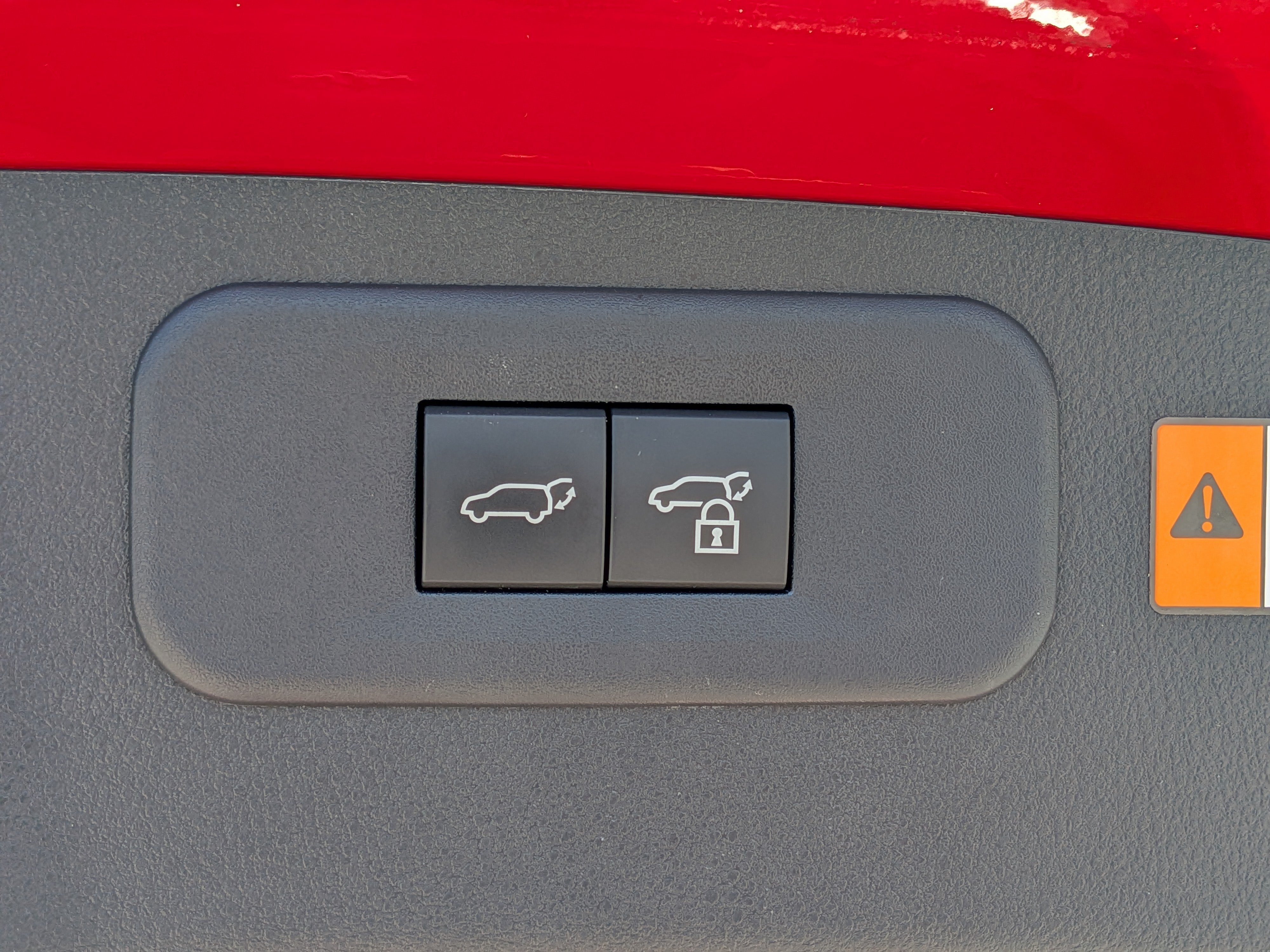 Used 2025 Lexus NX 250 FWD w/ Towing Package (2000 Lbs) image 14