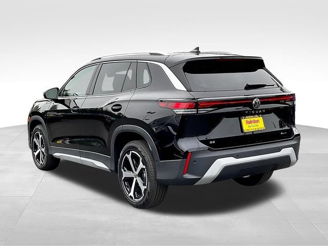 New 2025 Volkswagen Tiguan SE AWD/4WD image 3