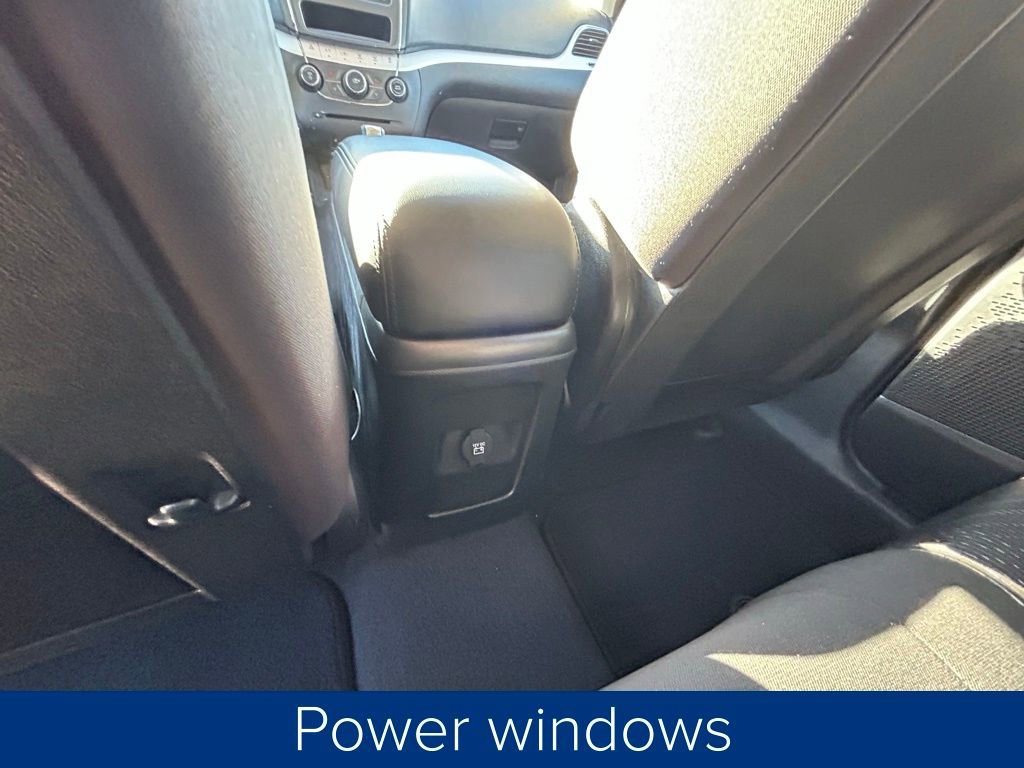 Used 2013 Dodge Journey SXT w/ Flexible Seating Group image 19