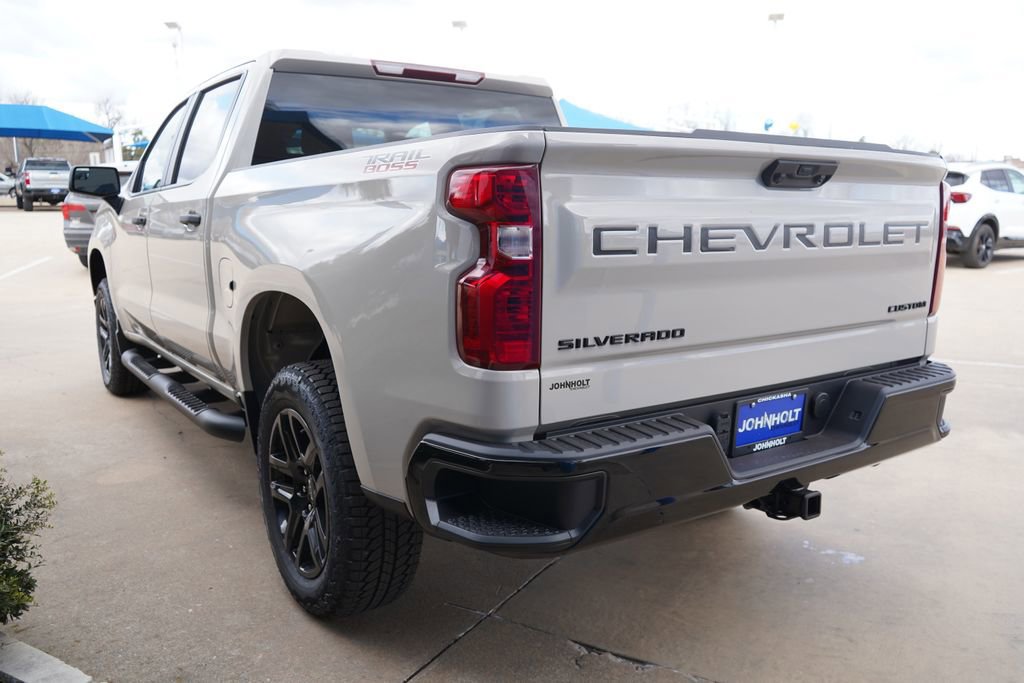 New 2026 Chevrolet Silverado 1500 Custom Trail Boss w/ Turbomax Blackout Package image 13