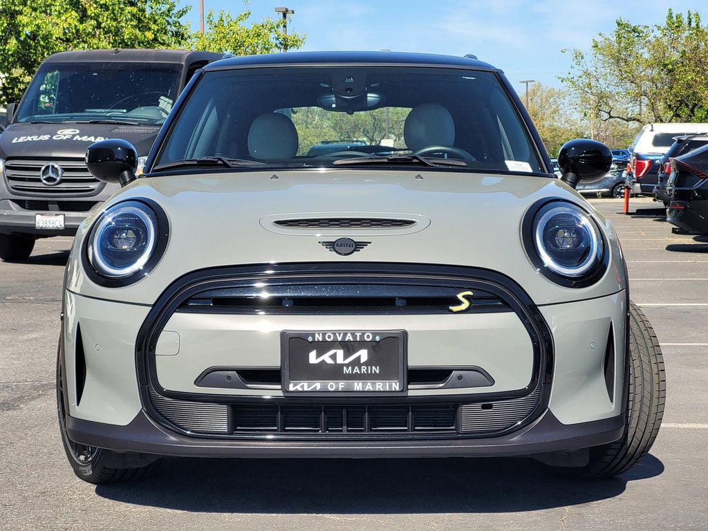 Used 2022 MINI Cooper SE image 2
