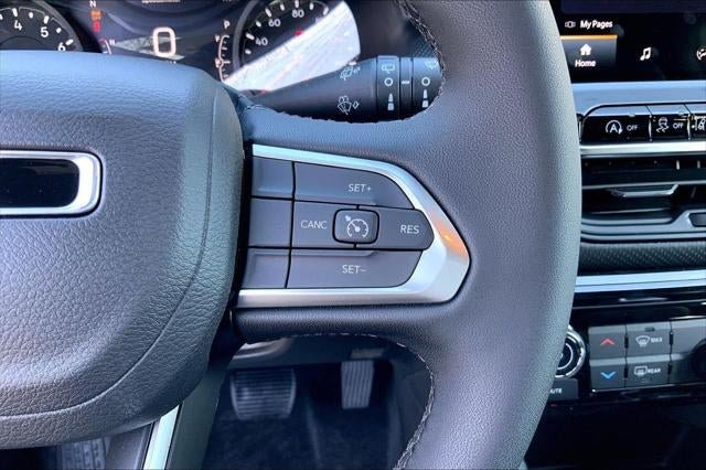 New 2026 Jeep Compass Latitude AWD/4WD image 43