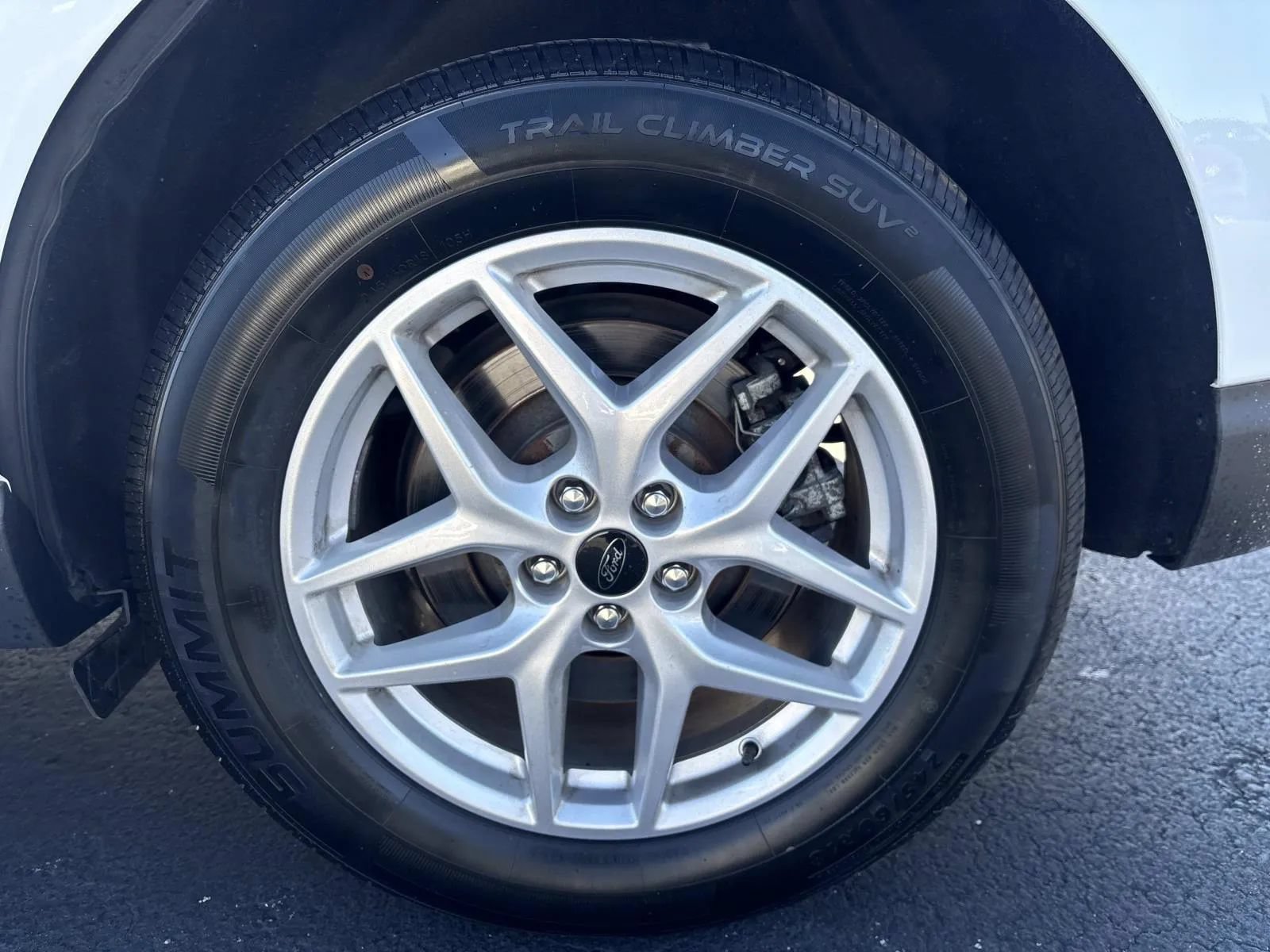 Used 2024 Ford Edge SEL AWD/4WD image 11