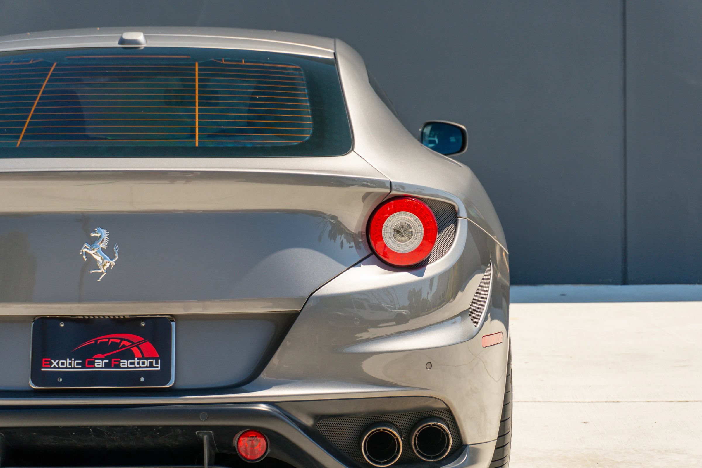 Used 2012 Ferrari FF AWD/4WD image 42