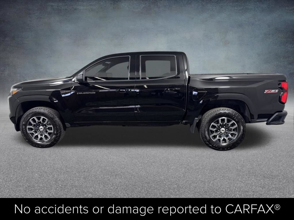 Used 2025 Chevrolet Colorado Z71 AWD/4WD image 3