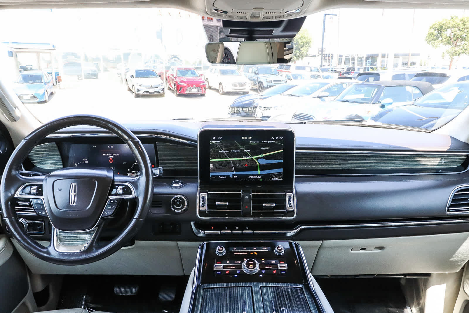 Used 2021 Lincoln Navigator L Black Label w/ Cargo Convenience Package AWD/4WD image 19