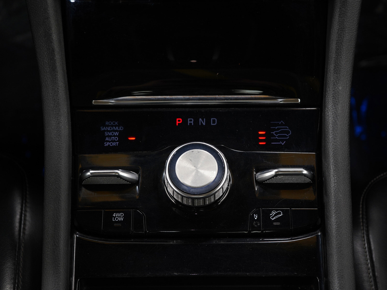 Used 2022 Jeep Grand Cherokee Overland w/ Luxury Tech Group IV image 19